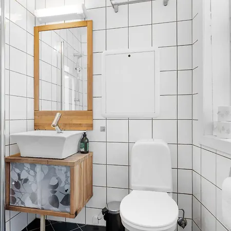 Homerentals - Behind Bryggen & Historic Cobblestone Streets - 2 Floor Renovated From February 2025 3*