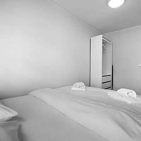 Apartmanhotel Homerentals - Behind Bryggen & Historic Cobblestone Streets - 2 Floor Renovated From February 2025 3*