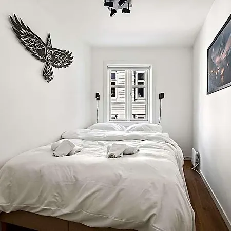 Homerentals - Behind Bryggen & Historic Cobblestone Streets - 2 Floor Renovated From February 2025 Apart Otel Bergen