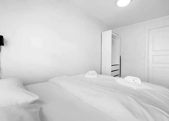 Homerentals - Behind Bryggen & Historic Cobblestone Streets - 2 Floor Renovated From February 2025 Bergen