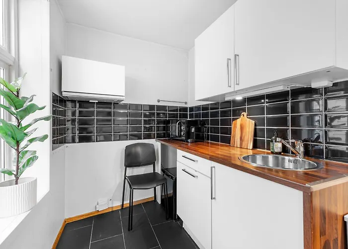 Homerentals - Behind Bryggen & Historic Cobblestone Streets - 2 Floor Renovated From February 2025 Bergen