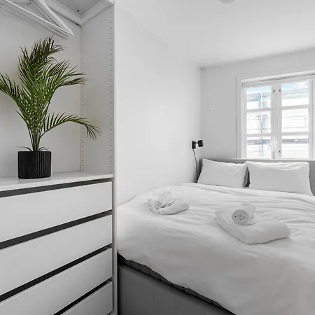 Homerentals - Behind Bryggen & Historic Cobblestone Streets - 2 Floor Renovated From February 2025 Apartahotel 3*