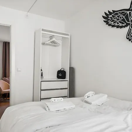 Homerentals - Behind Bryggen & Historic Cobblestone Streets - 2 Floor Renovated From February 2025 公寓式酒店 3*